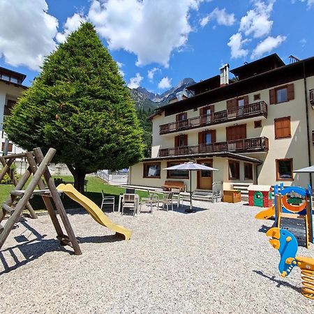 Hotel La Nuova Montanina Auronzo di Cadore Eksteriør billede