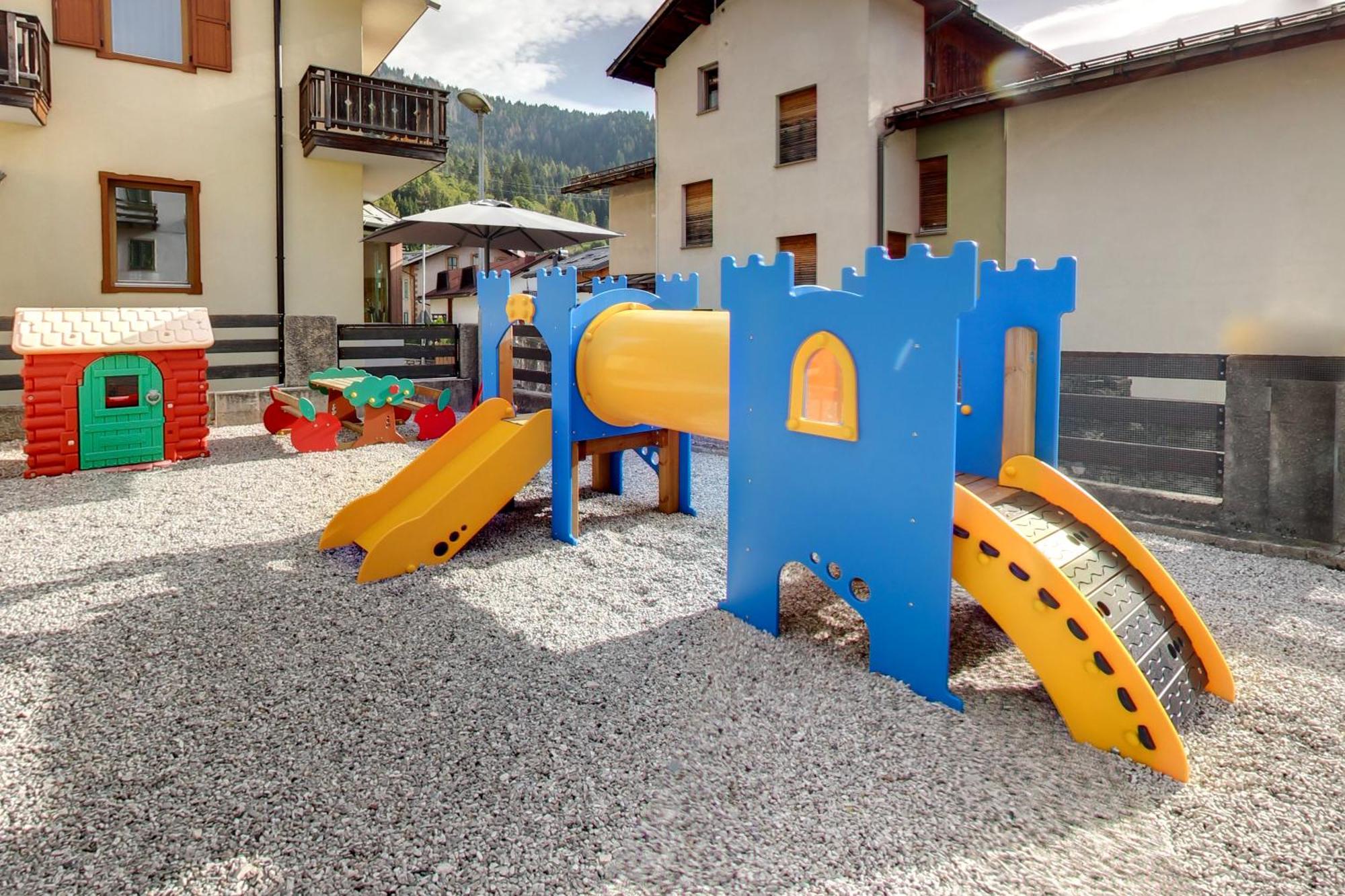Hotel La Nuova Montanina Auronzo di Cadore Eksteriør billede