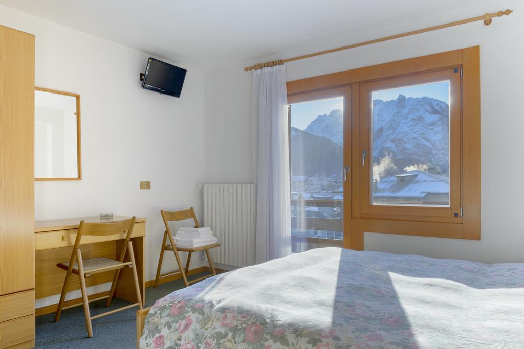 Hotel La Nuova Montanina Auronzo di Cadore Eksteriør billede